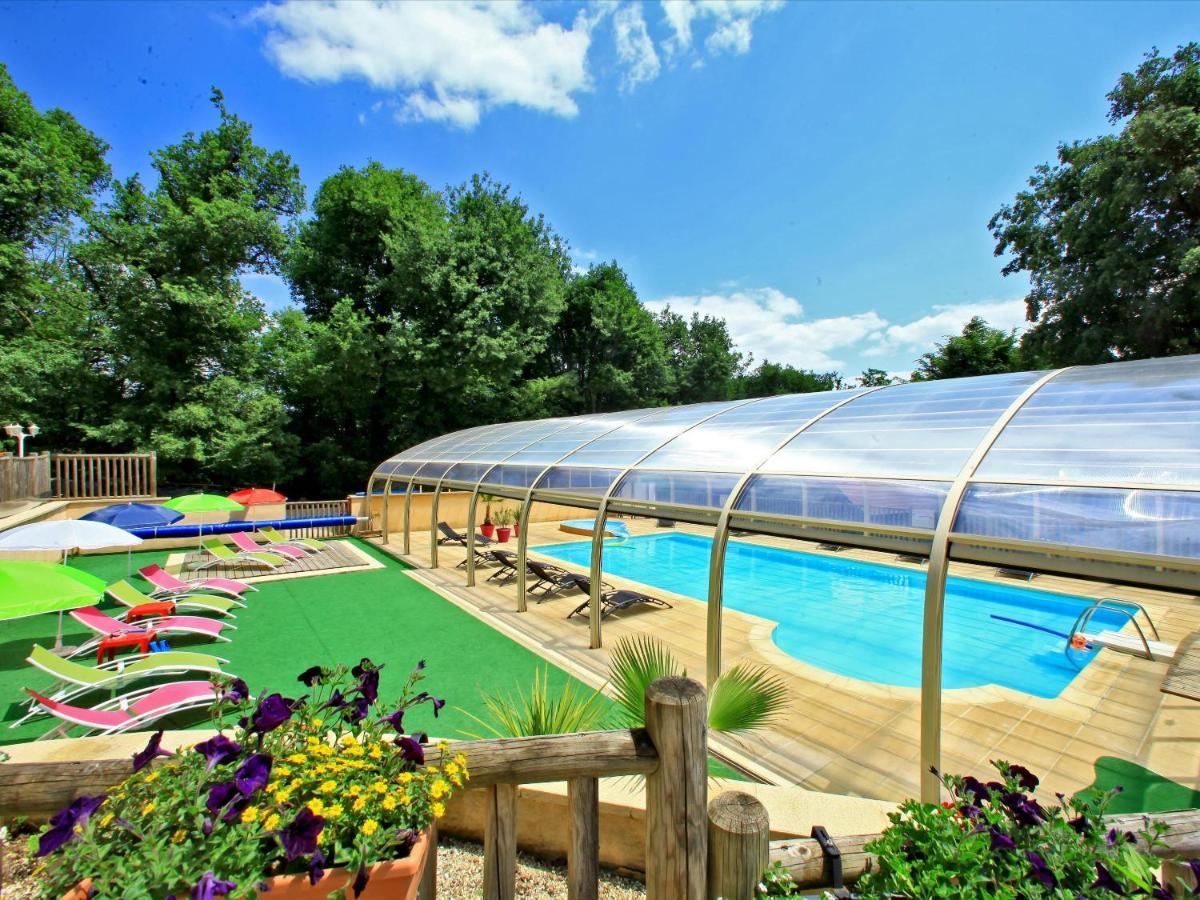 Les Chalets Du Perigord Sarlat-la-Caneda Bagian luar foto